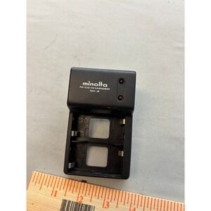 Minolta NC-2 Ni-Cd Battery Charger for AA Ni-Cd Batteries Vintage Black Untested